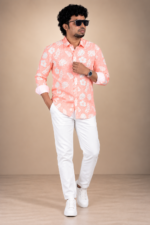Men's Tropical Floral Print Shirt - Image 2