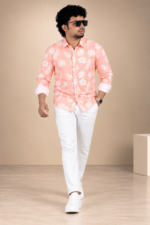 Men's Tropical Floral Print Shirt - Image 4